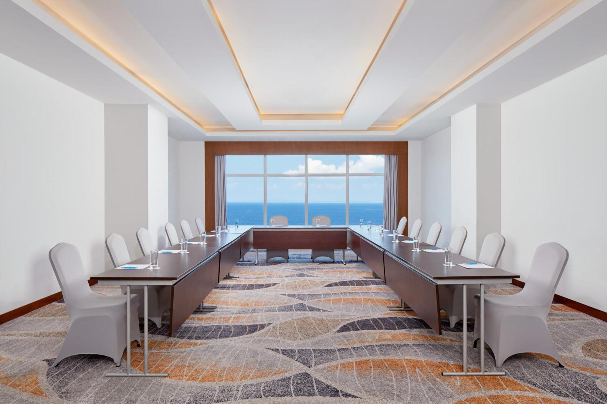 Four Points By Sheraton Манадо Экстерьер фото