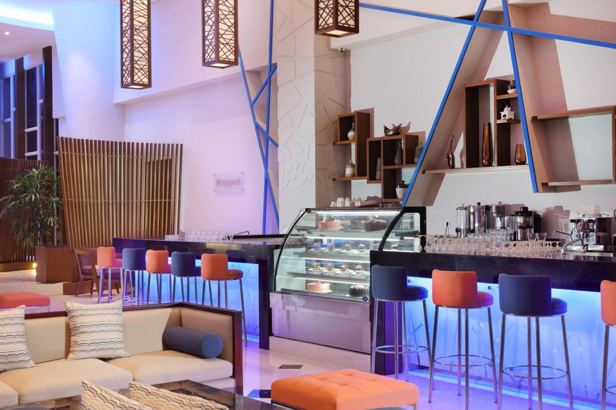 Four Points By Sheraton Манадо Экстерьер фото