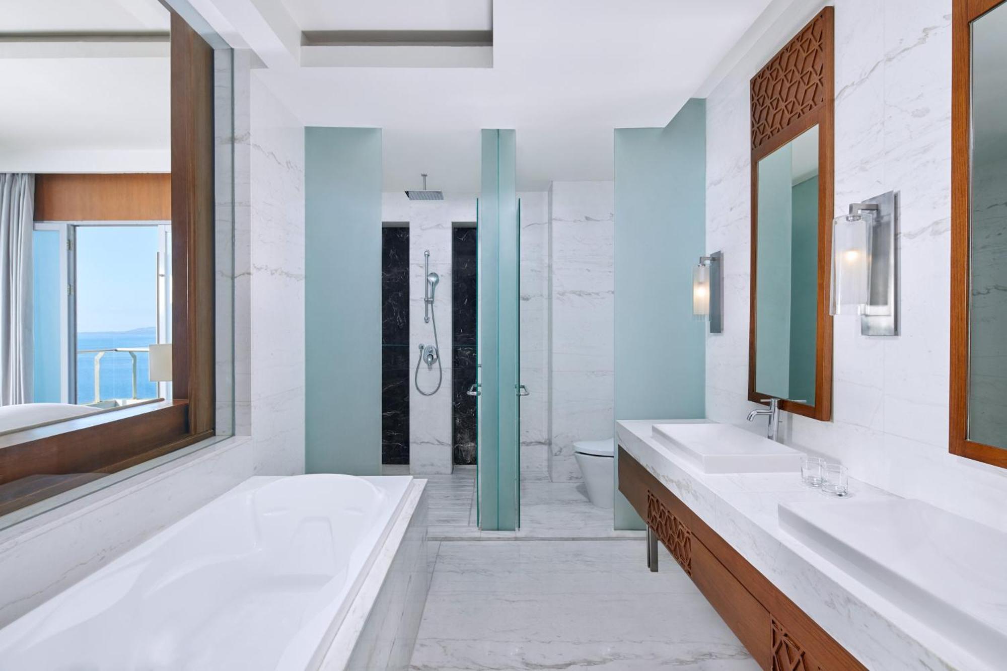 Four Points By Sheraton Манадо Экстерьер фото
